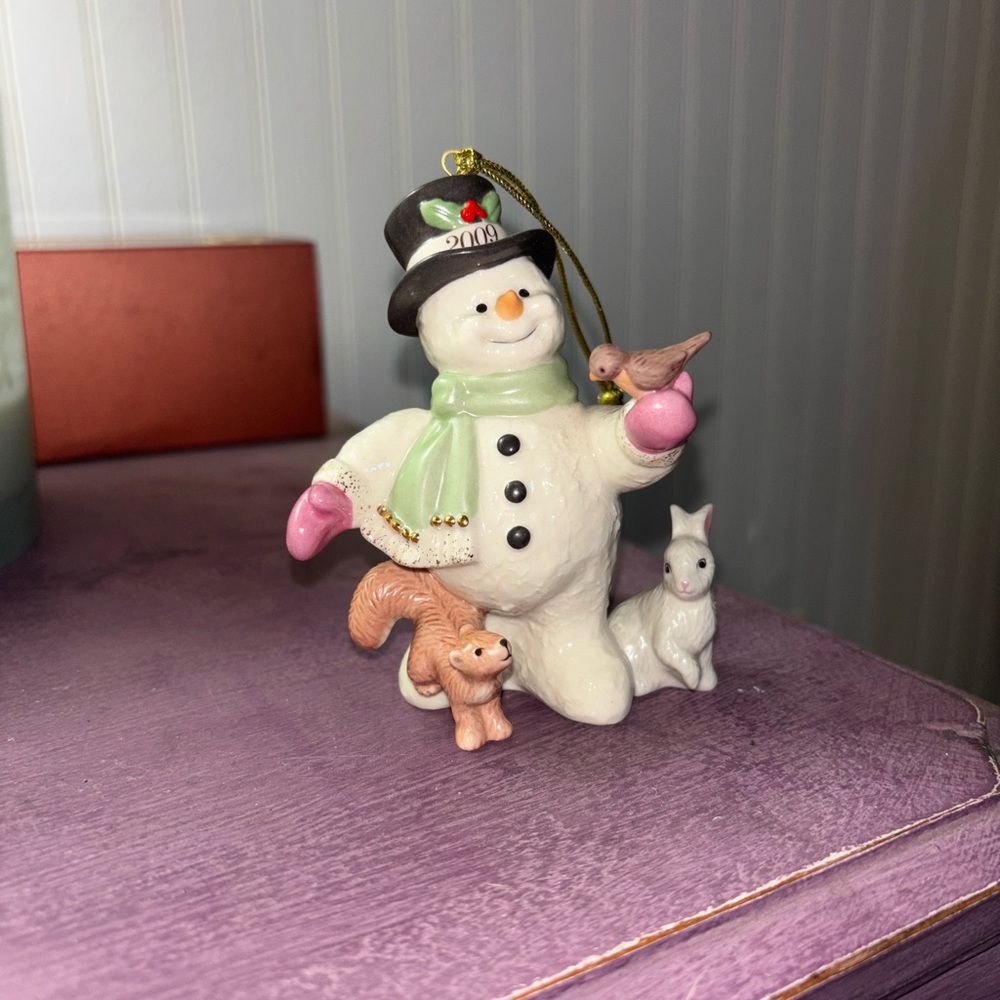 Annual Lenox snowman ornament 2009